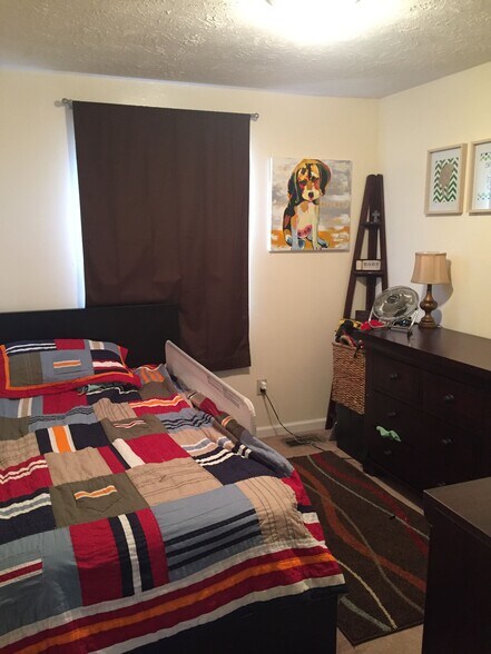 Bedroom#2 - 503 Cortland Dr E