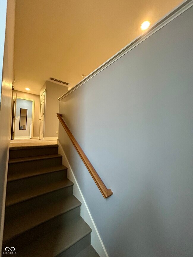 Building Photo - 2049 Alabama St