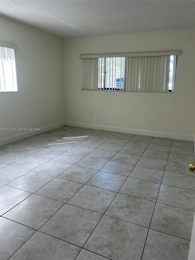 Building Photo - 8520 SW 133rd Avenue Rd