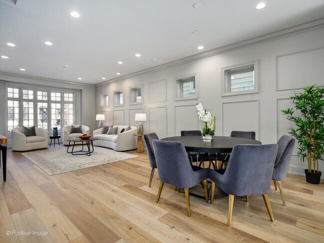 Building Photo - 1143 W Montana St