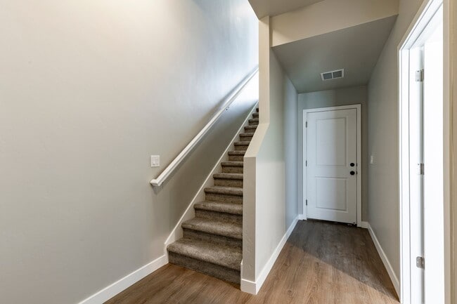 Building Photo - 5161 Stockfield Ln