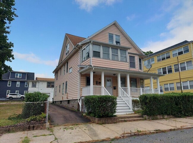 Building Photo - 12 East St