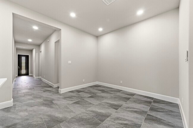 Building Photo - 23620 Youpon Ln