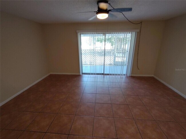Building Photo - 3425 Tricon Ln