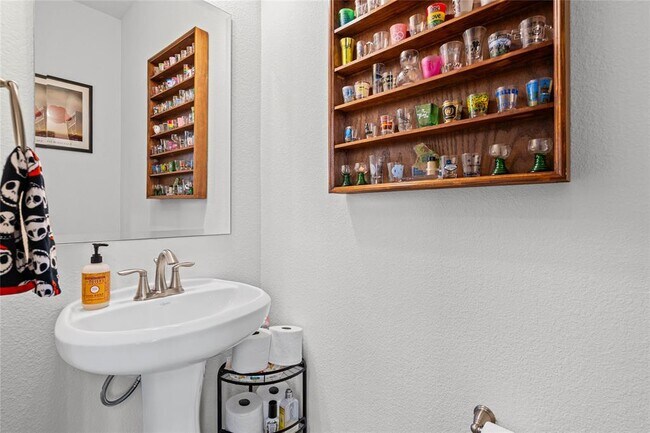 Building Photo - 3202 Betony St