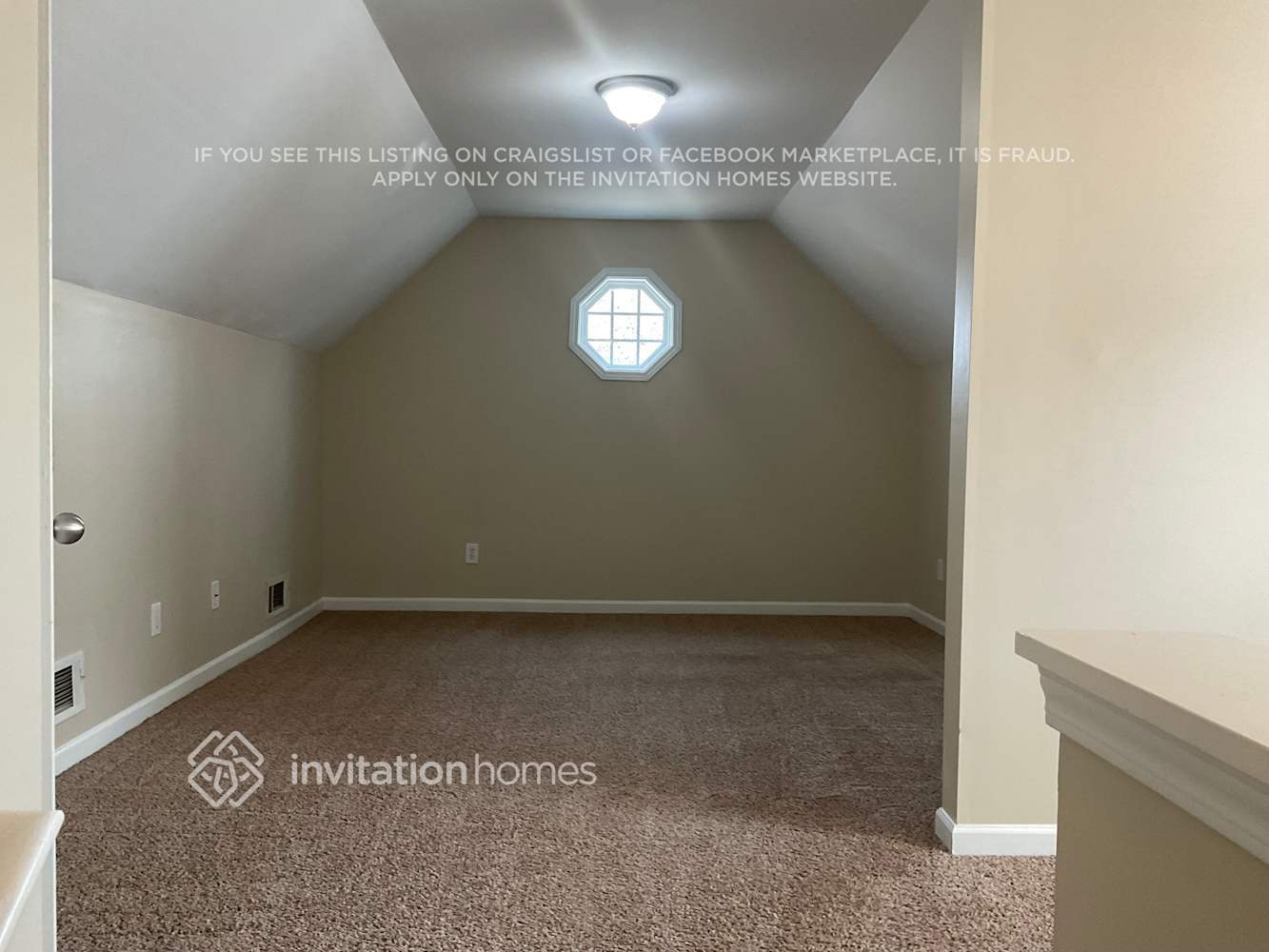 Building Photo - 2819 Merrion Park Ln NE