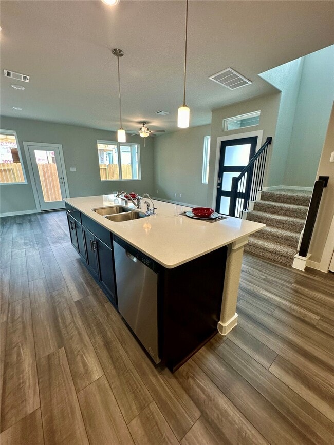 Building Photo - 3121 Moontide Ln