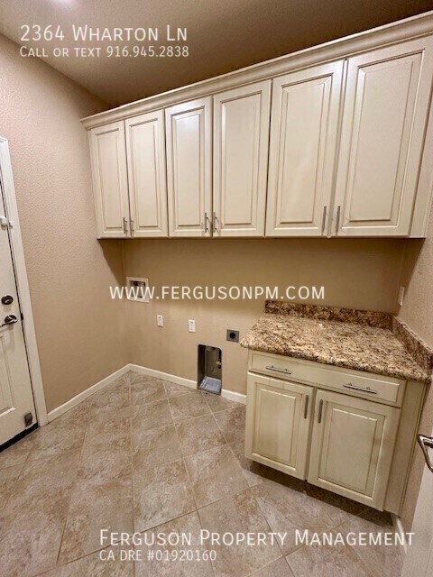 Building Photo - 2364 Wharton Ln