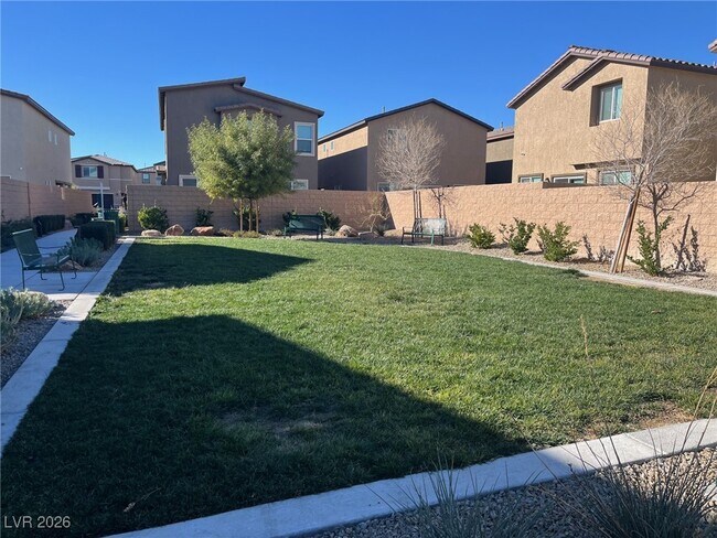 Building Photo - 794 Rancho Sedona Ave