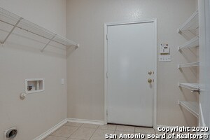 Building Photo - 1355 Pinnacle Falls