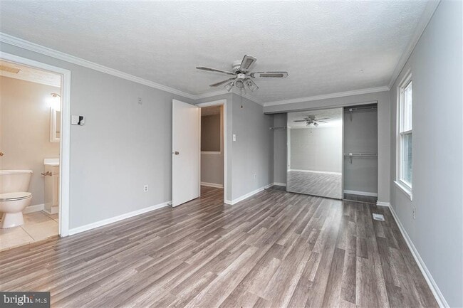 Building Photo - 9428 Orbitan Ct