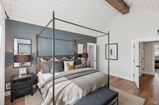 Building Photo - 1810 Quail Ct