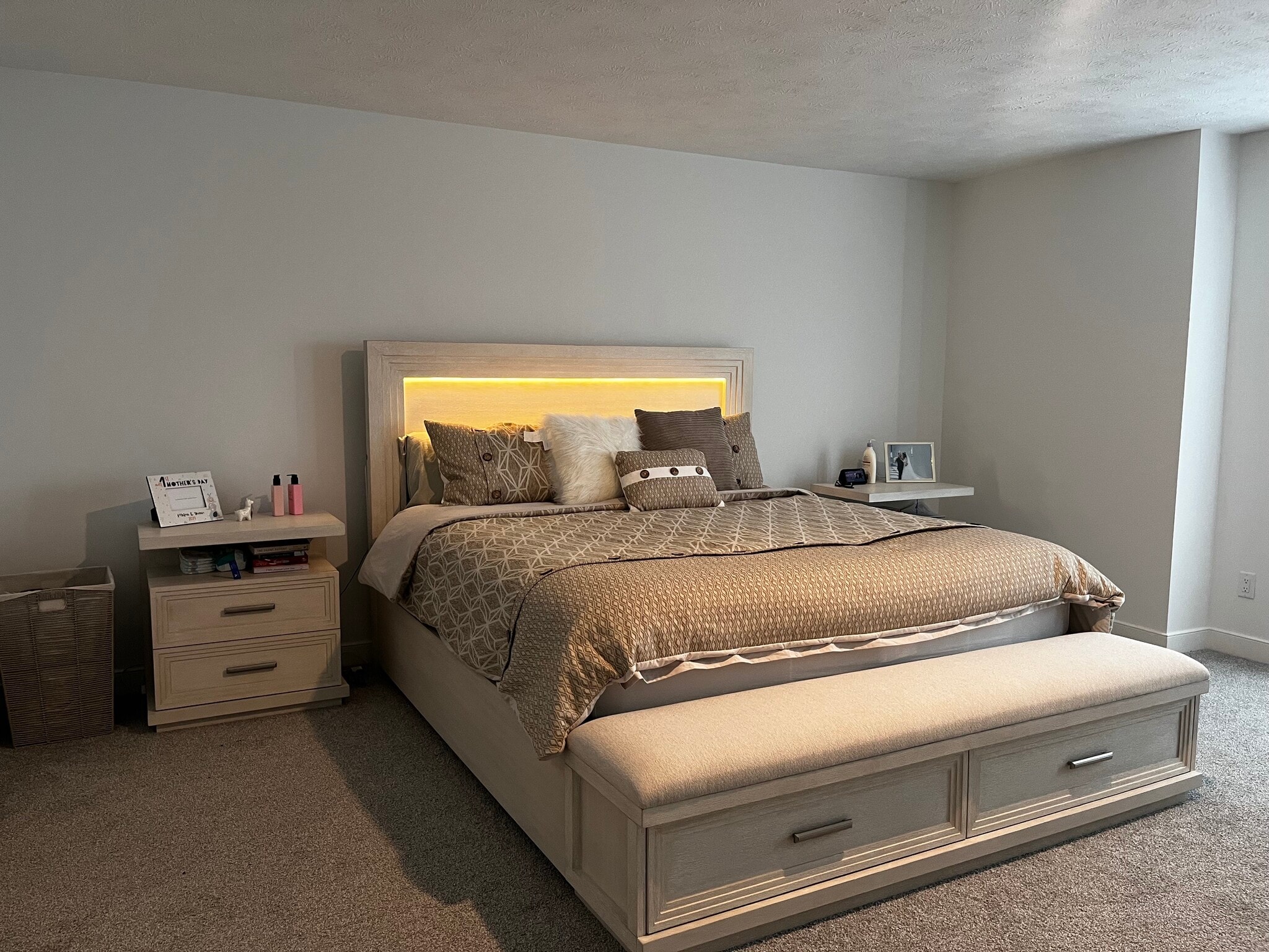 Master bedroom - 362 Jonagold Dr NE