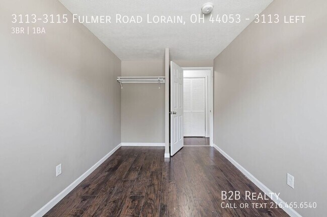 Building Photo - 3113-3115 Fulmer Road Lorain, OH 44053-3113 left