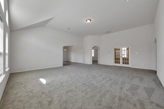 Building Photo - 30719 W Lost Creek Blvd