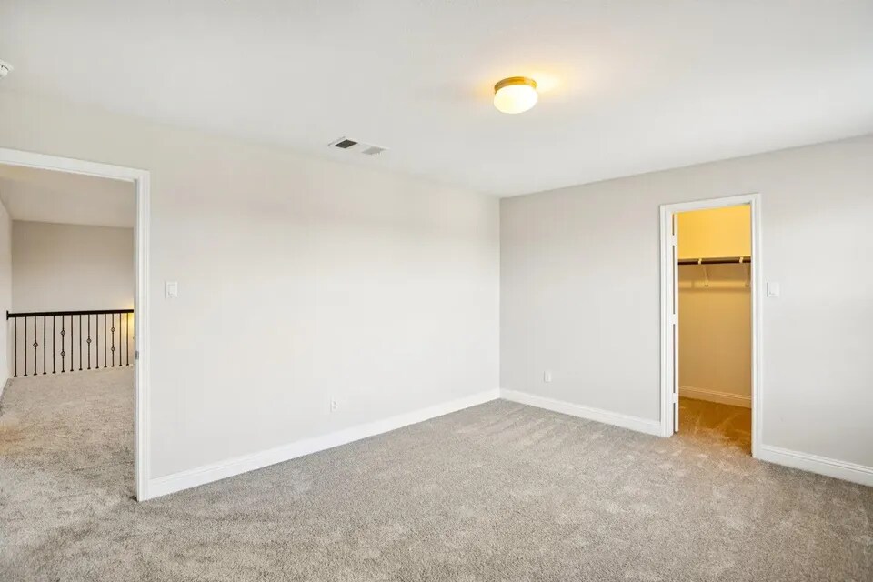 Building Photo - 19717 Shinning Isle Run