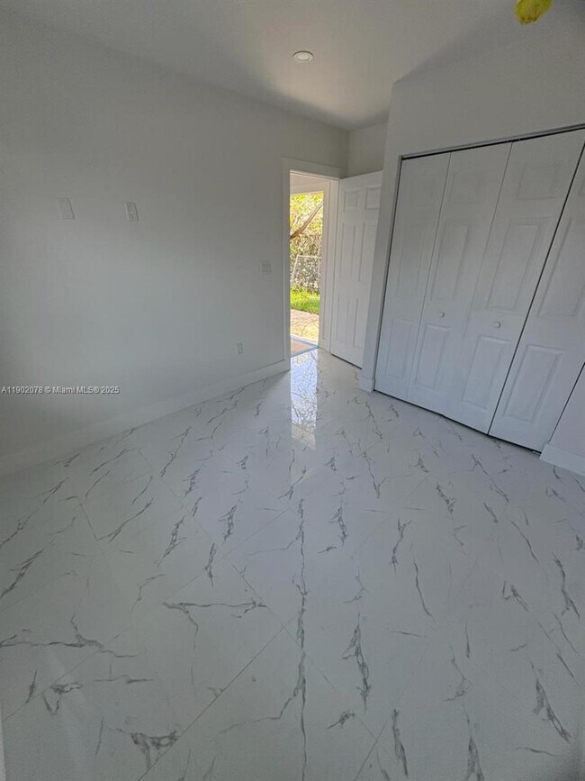 Building Photo - 10020 SW 171st St