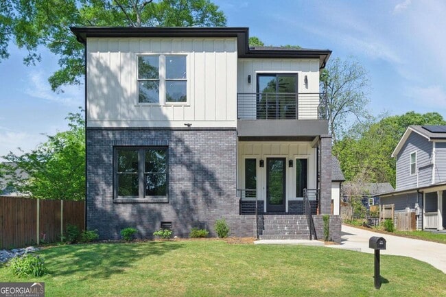 Primary Photo - 3419 Hamilton Ave