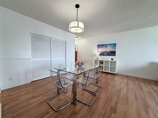 Building Photo - 3901 S Ocean Dr