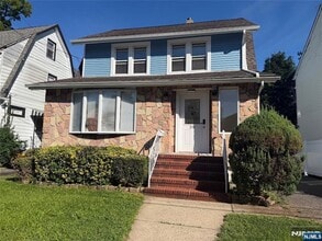 Building Photo - 39 Van Buskirk Rd