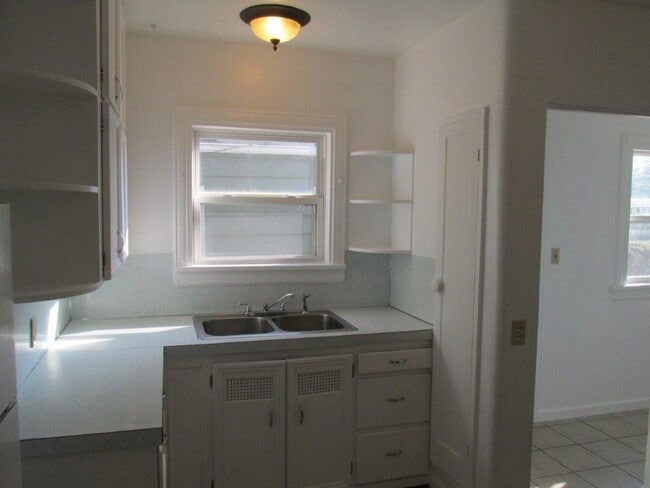 Building Photo - 2 Bedroom House in Sedro-Woolley
