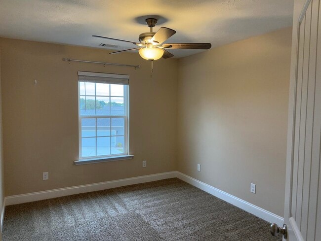 Building Photo - 3063 Margot Ln