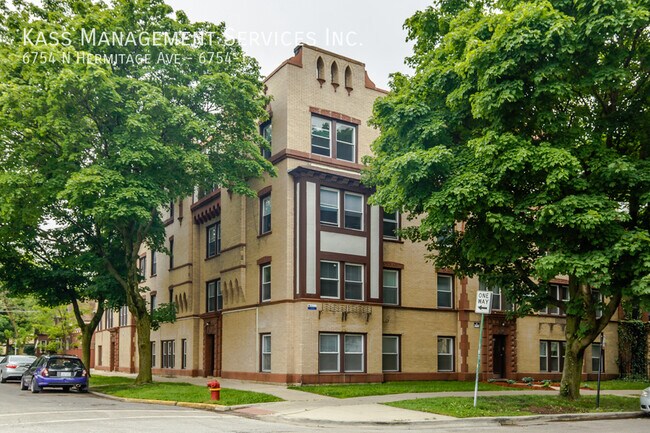 Building Photo - 6754 N Hermitage Ave