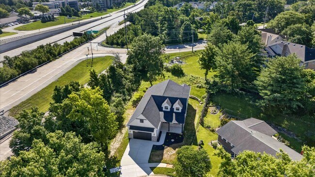 Building Photo - 15308 Batesville Ct