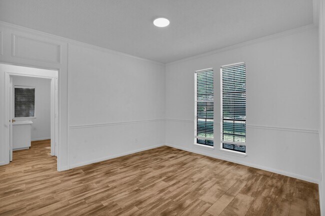 Building Photo - 12411 Exbury Ct