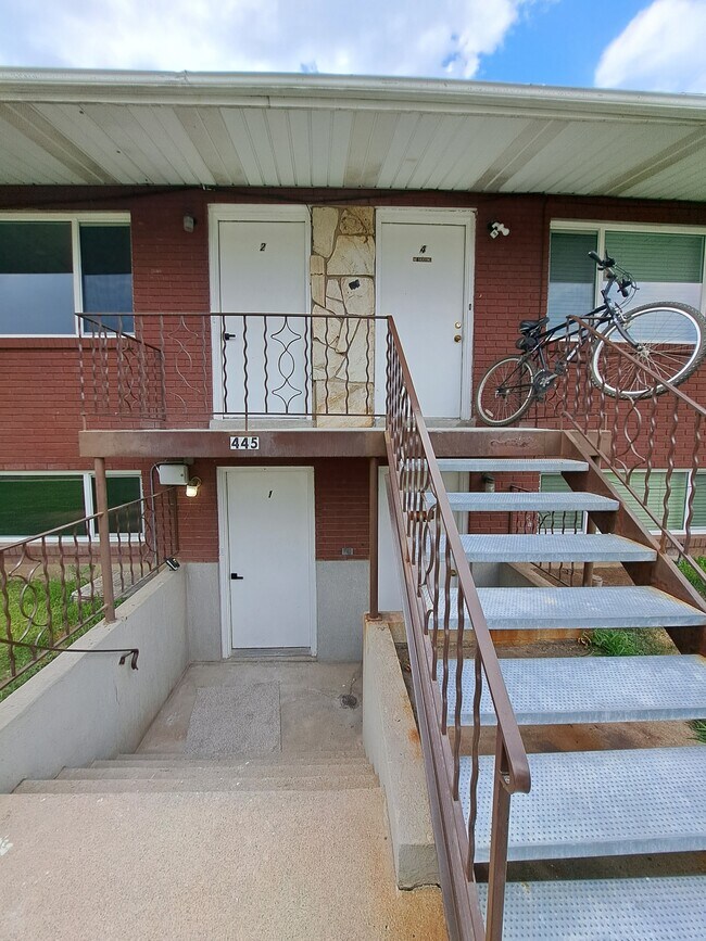 Building Photo - 445 E 535 S