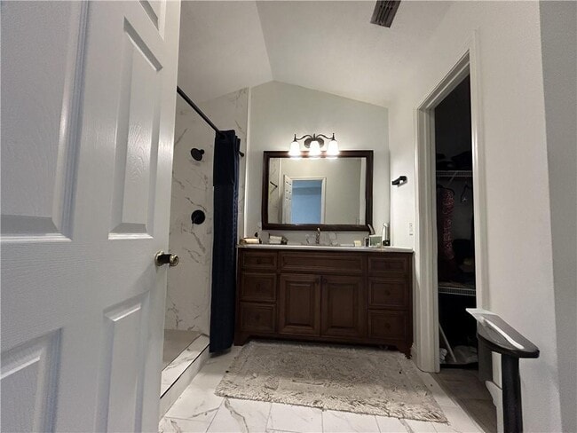 Building Photo - 6031 Ambassador Dr