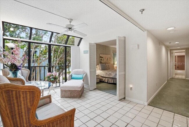 Building Photo - 5611 Gulf of Mexico Dr