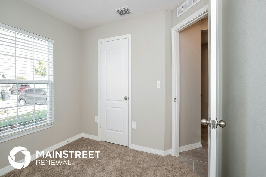 Building Photo - 1377 Brenway Dr