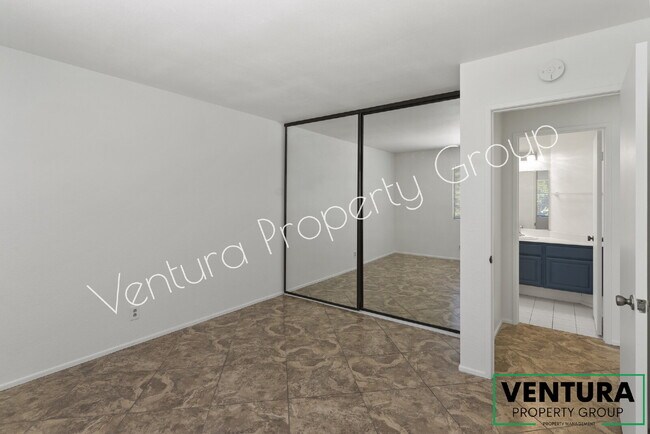 Building Photo - Spacious 4-Bed, 3-Bath Gem in Camarillo Heights