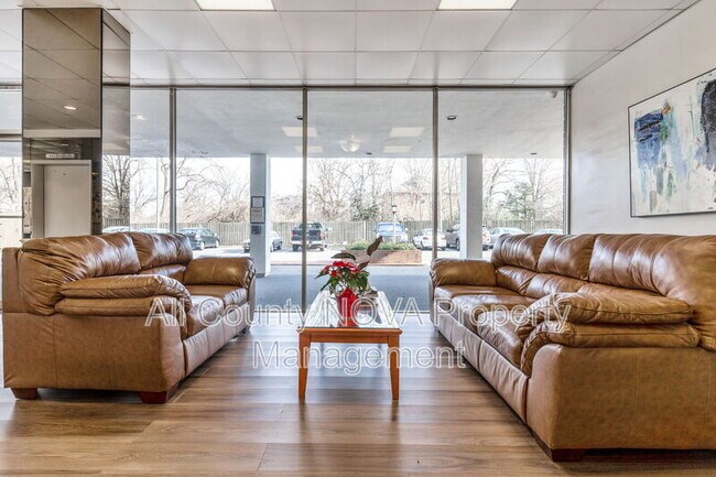 Building Photo - 4343 Cherry Hill Rd