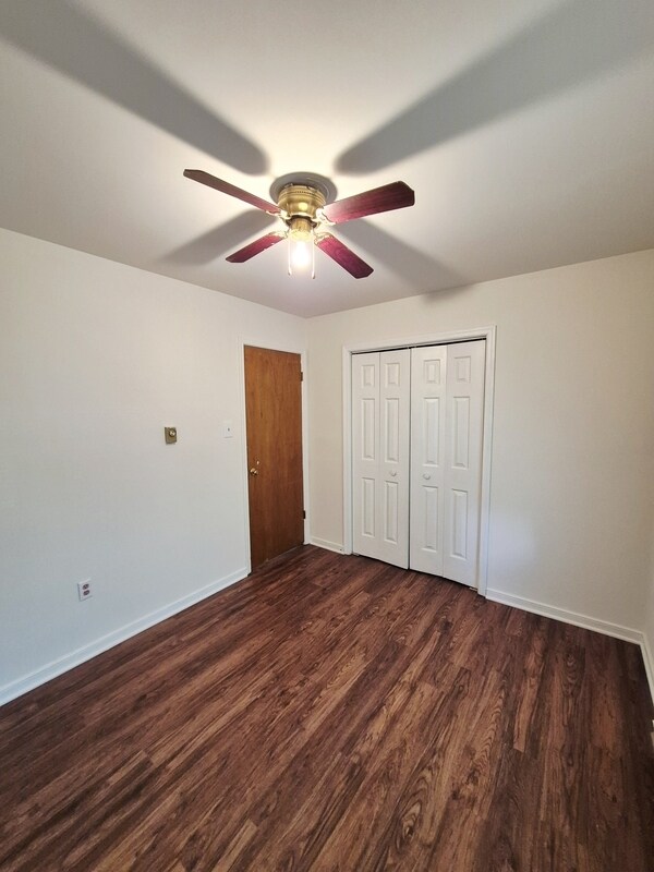 Building Photo - 1412 Blair St