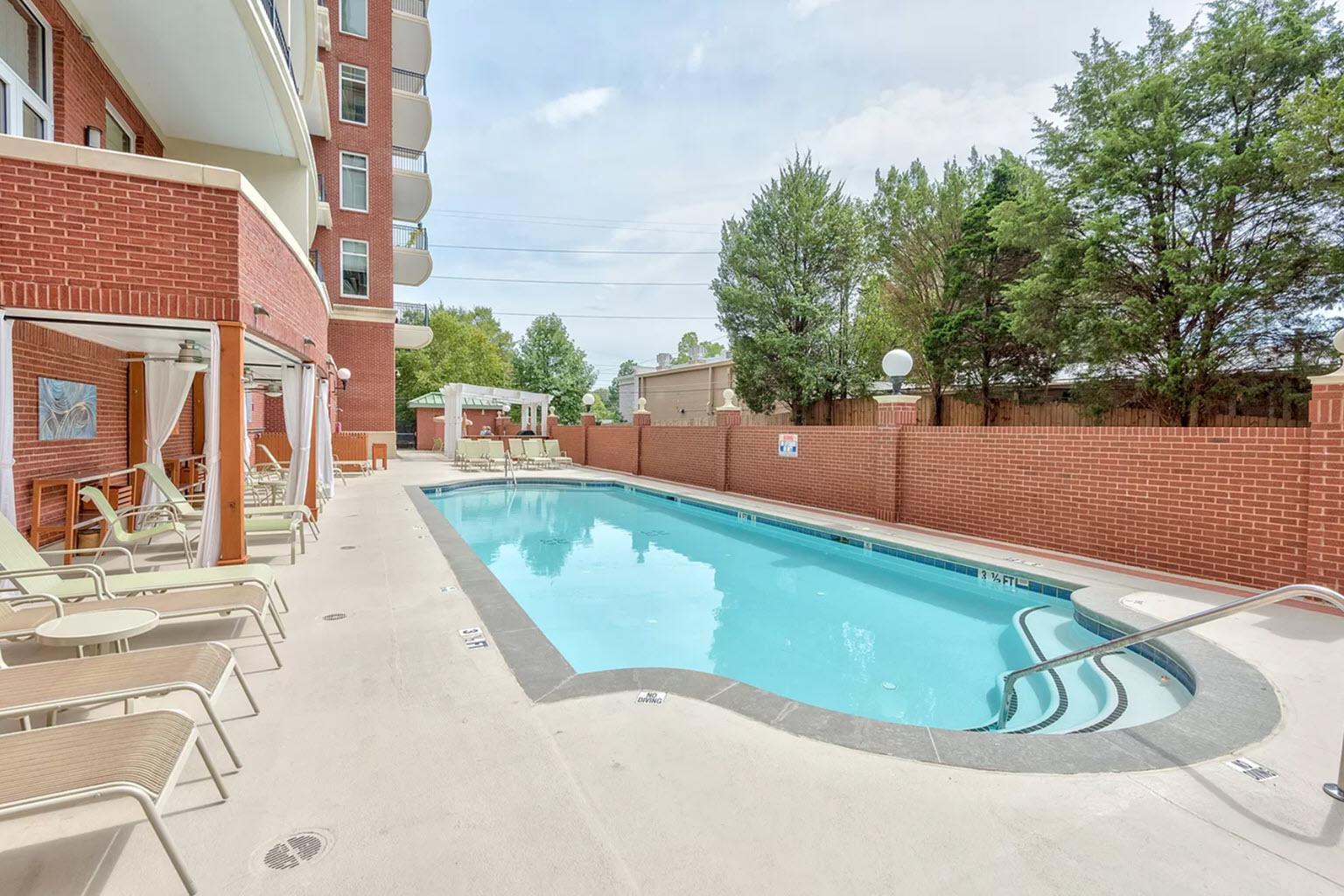 Building Photo - 3820 Roswell Rd NE Unit 916