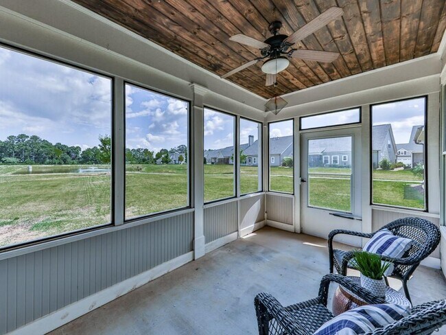Building Photo - 37 Encore Ln