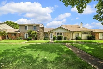 Building Photo - 6407 S Briar Bayou Dr