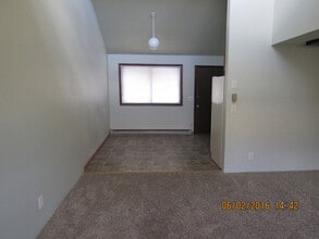 Building Photo - 749 Elder Ct