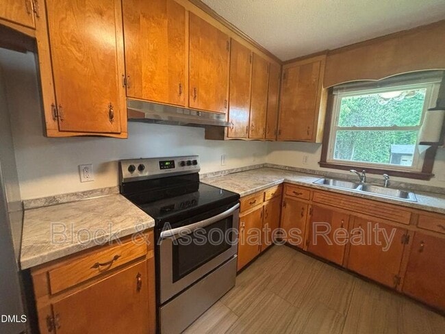 Building Photo - 3609 Melrose Dr