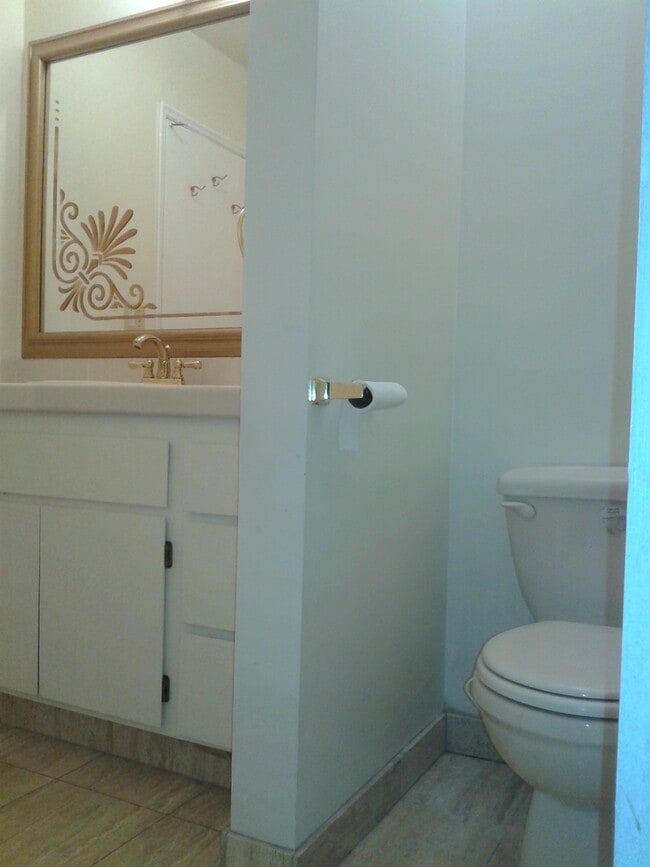 First floor bathroom - 3512 Pacific Ave
