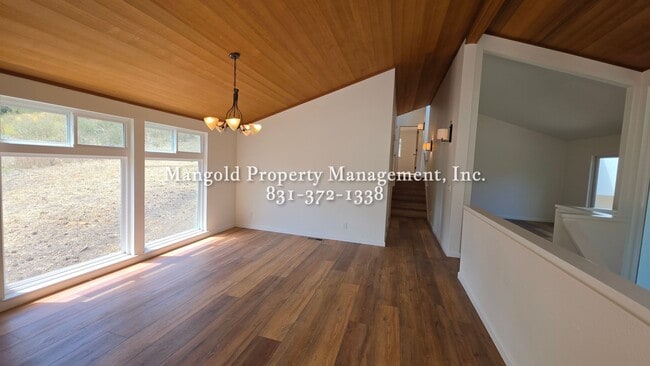 Building Photo - 28 Castanada Pl