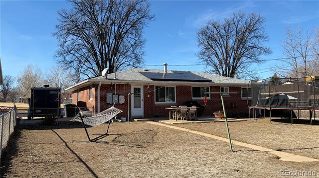 Building Photo - 2512 S Stuart St