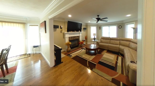 Building Photo - Luxurious 4bd/2.5ba house in quiet Boston neighborhood