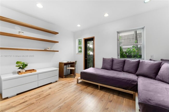 Building Photo - 226 Jefferson Ave