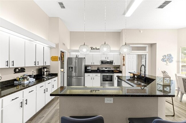 Building Photo - 6744 SW 113th Pl
