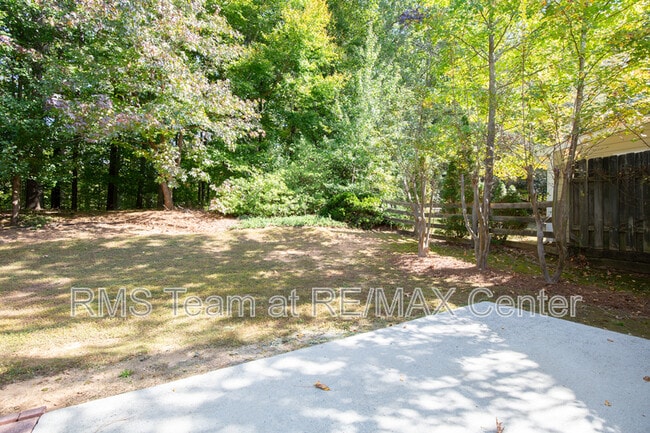 Building Photo - 3525 Park Bluff Ln NW