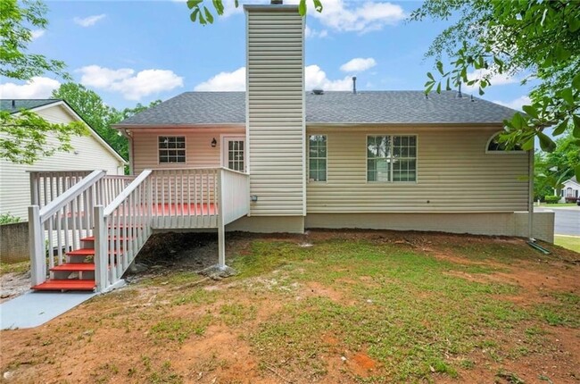Building Photo - 298 Fallview Dr