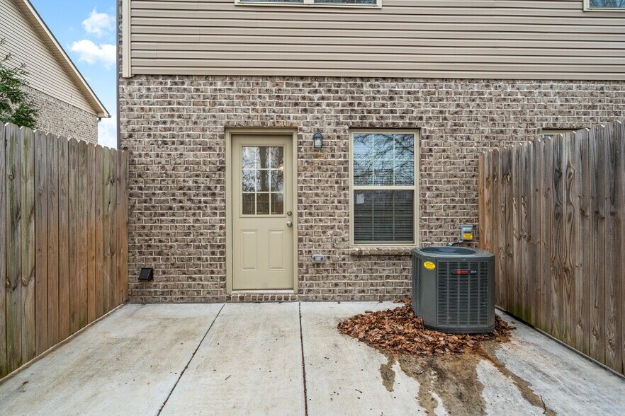 Building Photo - 55 Durrett Dr